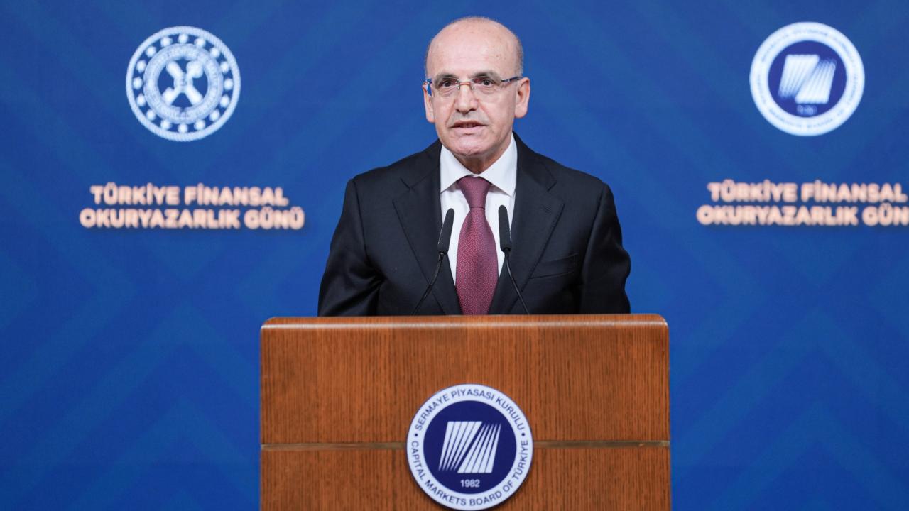Bakan Şimşek, Finansal Okuryazarlık Platformu ile 1 milyon kullanıcı hedefini aştıklarını açıkladı