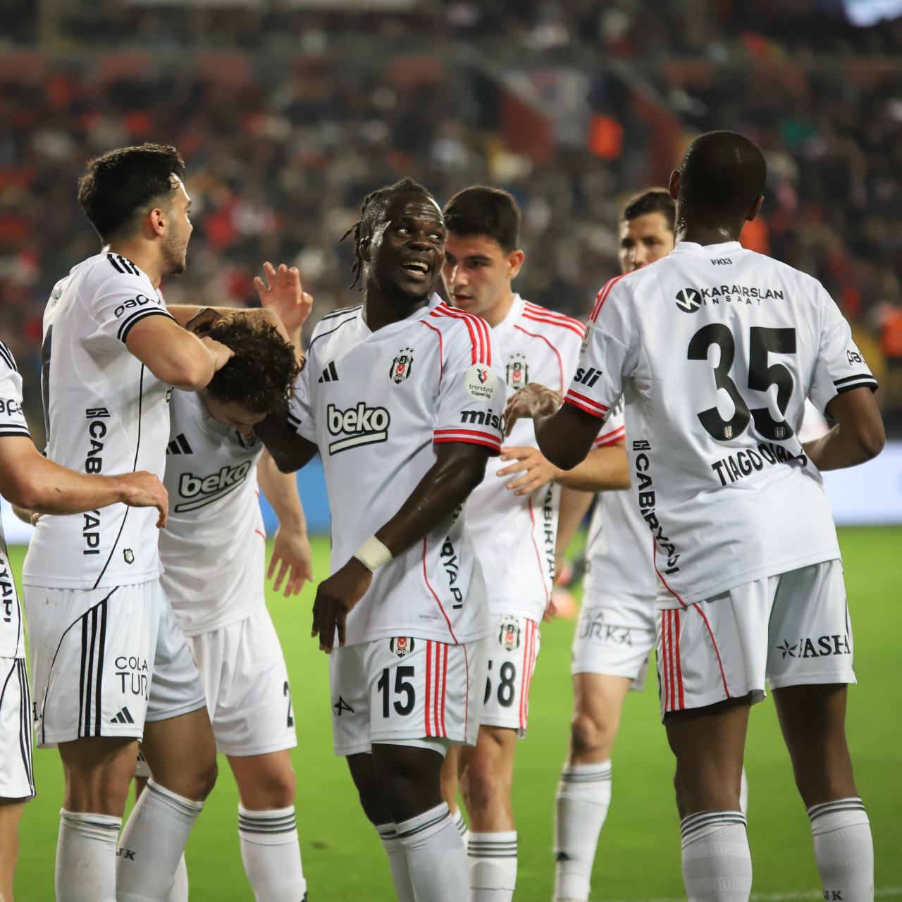 Beşiktaş Ziraat Türkiye Kupası yarı finalinde Konyaspor’u ağırlamaya hazırlanıyor