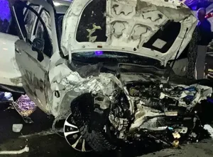Burdur’da dört aracın karıştığı kazada 3 kişi yaşamını yitirdi, 6 kişi yaralandı