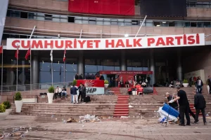 CHP Genel Merkezi tahliye sonrası Kılıçdaroğlu’nun yeni stratejisini şekillendiriyor