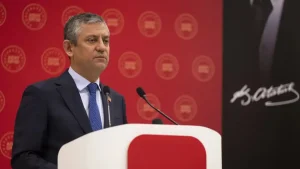 CHP seçim hazırlıklarında sahaya indi, Özgür Özel stratejiyi güncelledi