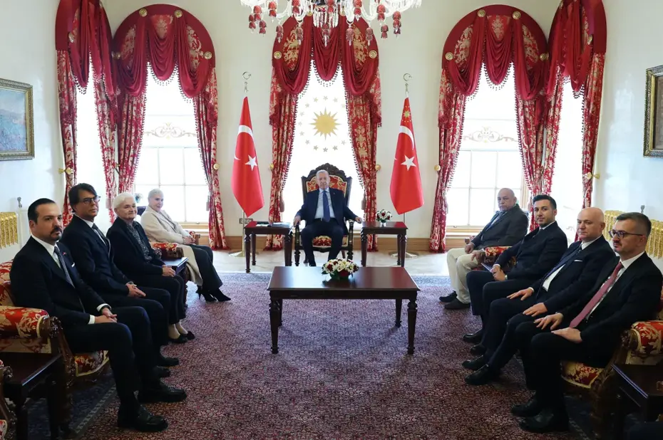Cumhurbaşkanı Erdoğan, 27 Mayıs mağdurlarının aileleriyle demokrasinin önemini vurguladı
