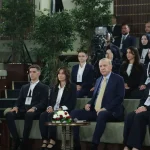 Cumhurbaşkanı Erdoğan, Beştepe’de gençlere sosyal medyanın tehditlerini anlattı