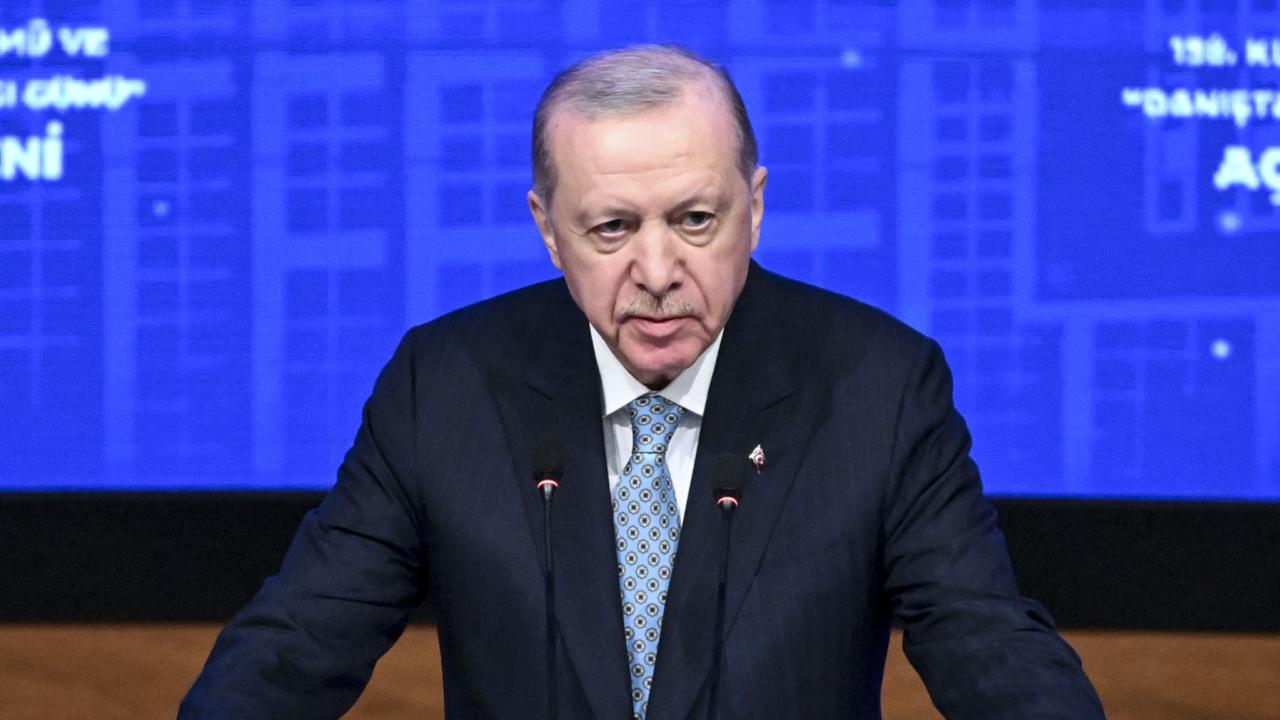 Cumhurbaşkanı Erdoğan, Cumhur ile Cumhuriyet Arasındaki Engelleri Kaldırdıklarını Belirtti