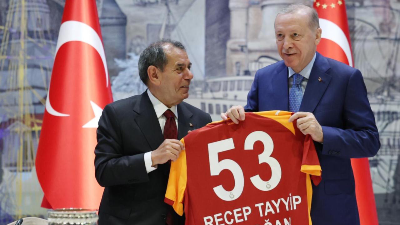 Cumhurbaşkanı Erdoğan, Süper Lig şampiyonu Galatasaray’ı tebrik etti
