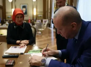 Cumhurbaşkanı Erdoğan, Türk Kızılaya Kurban Vekaletini Vererek Destek Oldu
