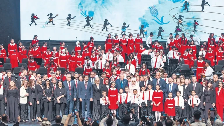 Cumhurbaşkanlığı Çocuk Orkestrası 19 Mayıs’ta geleceğe notalarla yürüyecek