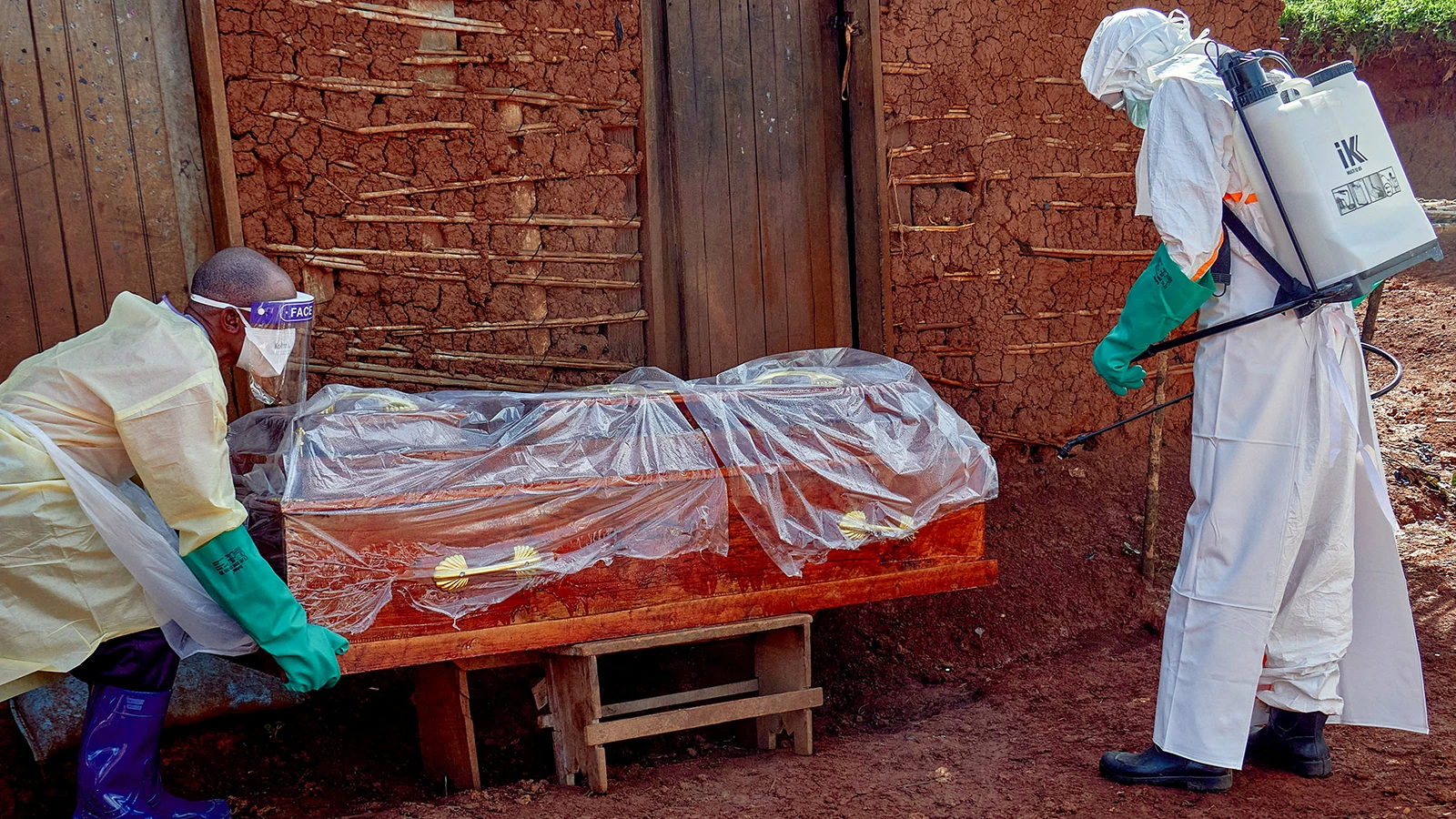 Demokratik Kongo Cumhuriyeti’nde Ebola salgını sağlık sistemini zorluyor