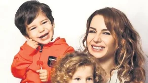Deniz Uğur ikizlerinin 17. yaşını nostaljik fotoğraflarla kutladı