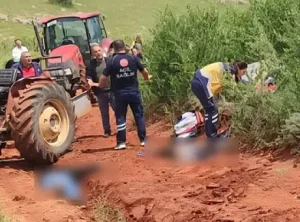Dinar’da traktör devrildi, baba ve oğlu trajik kazada hayatını kaybetti