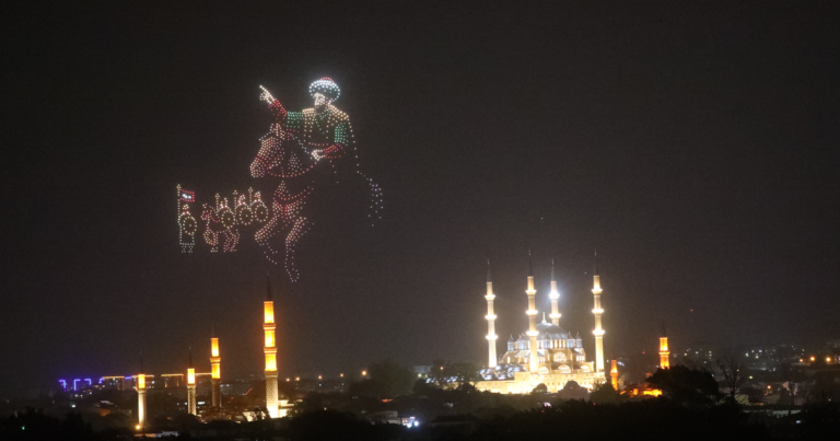 Edirne’de İstanbul’un Fethi Coşkulu Etkinliklerle Sağanak Altında Kutlandı