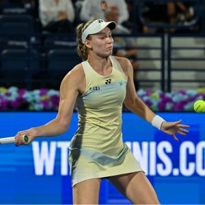 Elina Svitolina Roma Açık’ta Elena Rybakina’yı eleyerek yarı finale yükseldi