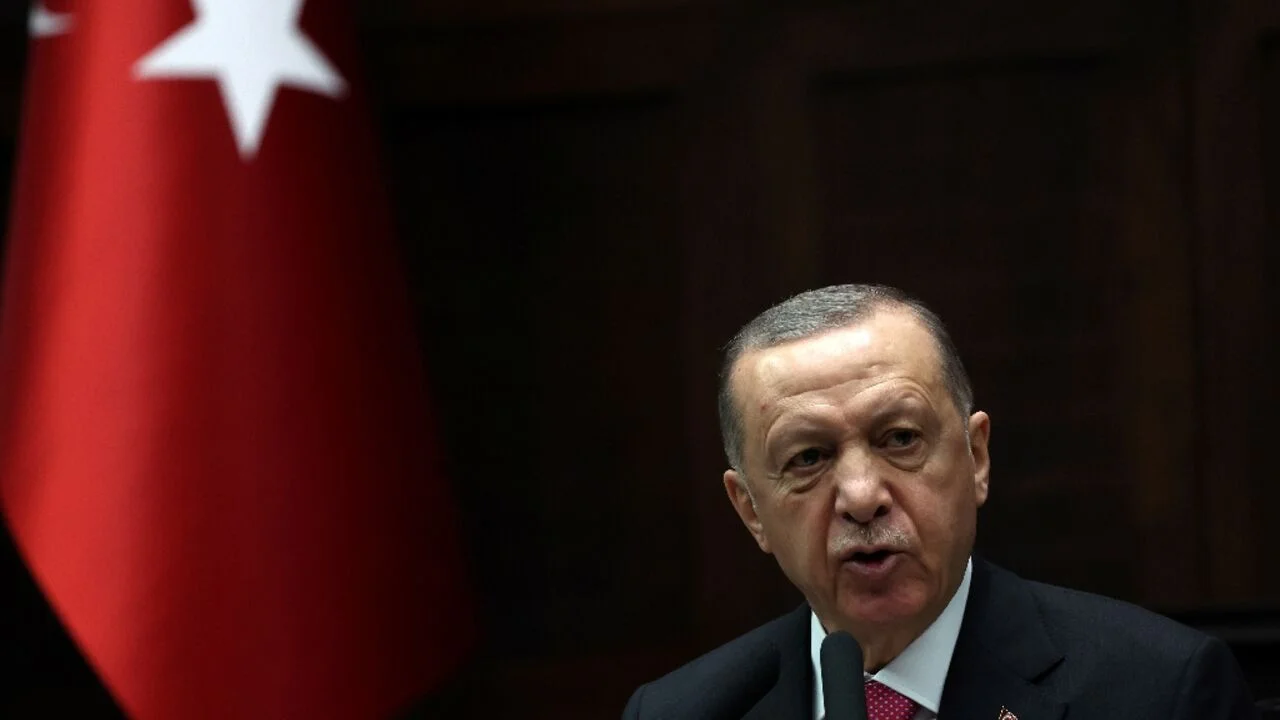 Dünya Basını: “Erdoğan baskıyı artırıyor, CHP etkisiz hale getirilmeye çalışılıyor”