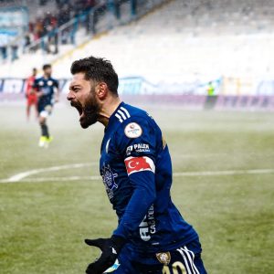 Eren Tozlu’nun Yıldızlaştığı Sezon Erzurumspor FK’yı Şampiyonluğa Taşıdı