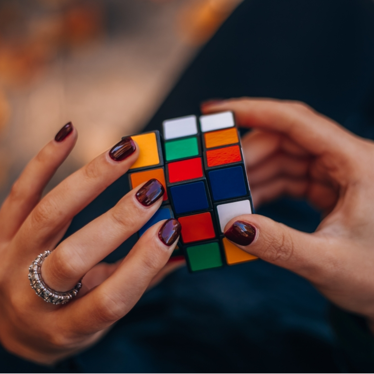 Erno Rubik’in kendi bulmacasını çözememesi zekâ oyuncaklarının tarihine damga vurdu