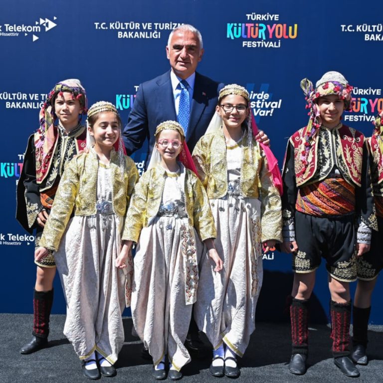 Eskişehir Kültür Yolu Festivali’nin Renkli Başlangıcı ile Şehrin Lezzetleri Keşfediliyor