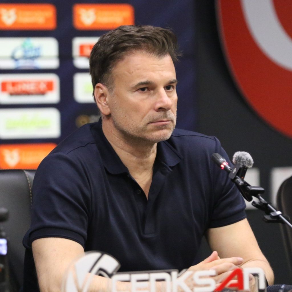 Fatih Karagümrük’ün teknik direktörü Stanojevic yeni sezon için iddialı hedefler koydu
