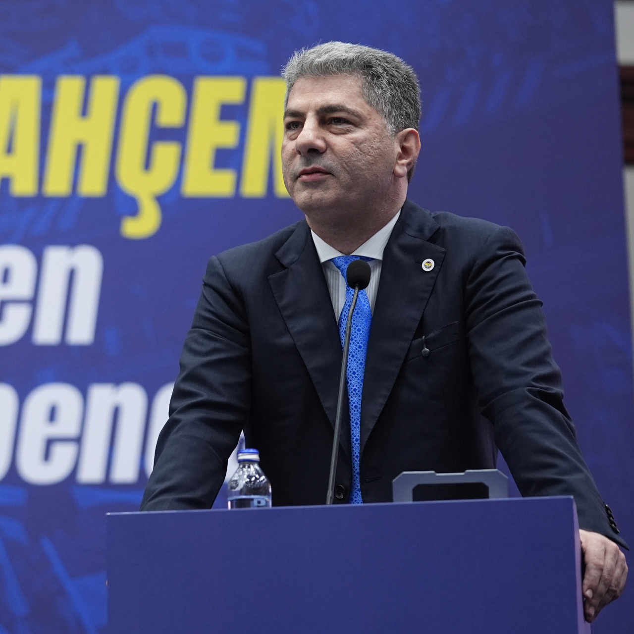 Fenerbahçe başkan adayı Hakan Safi, projelerini açıkladı ve akıl vurgusu yaptı