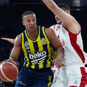 Fenerbahçe Beko, deplasmanda Bahçeşehir Koleji’ni yenerek sezonun lideri oldu