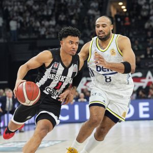 Fenerbahçe Beko ile Beşiktaş GAİN arasında liderlik için kritik derbi mücadelesi