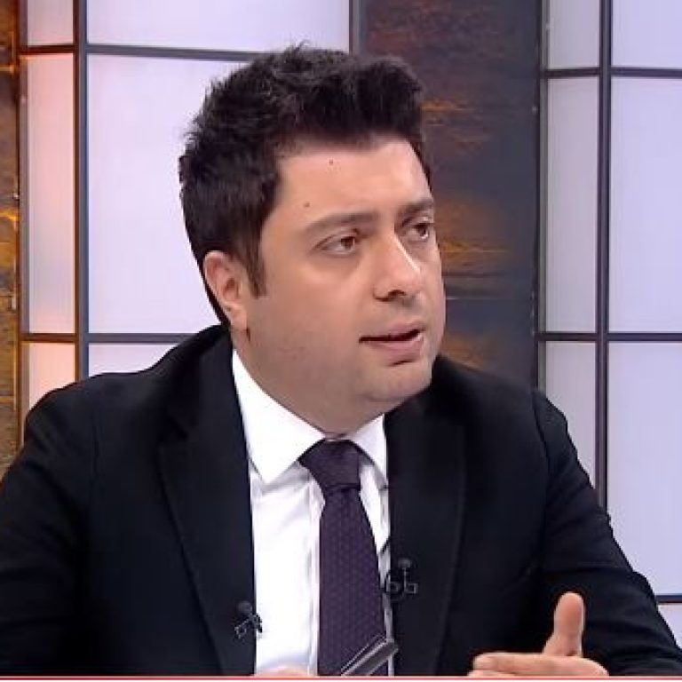 Fenerbahçe’de seçim heyecanı büyüyor, Aziz Yıldırım yeniden adaylığını duyurdu