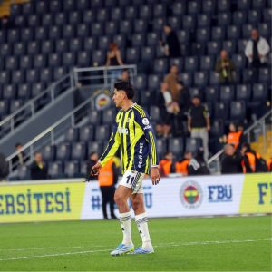 Fenerbahçeli Alvarez’in İlk Maçında Taraftarın Tepkisi Dikkat Çekti