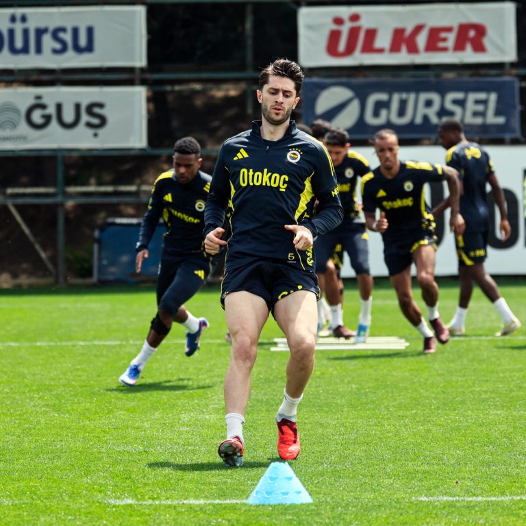 Fenerbahçe’nin Konyaspor Maçı Kadrosu Açıklandı, Sürpriz İsimler Dikkat Çekti
