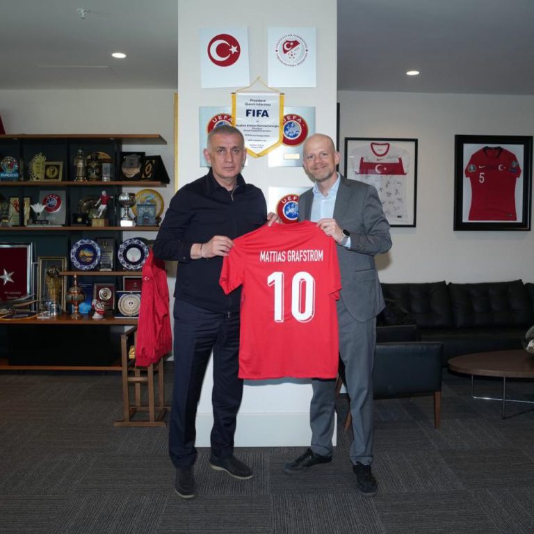 FIFA Genel Sekreteri Grafström Türkiye futbolunun geleceği için Ankara’da önemli temaslarda bulundu