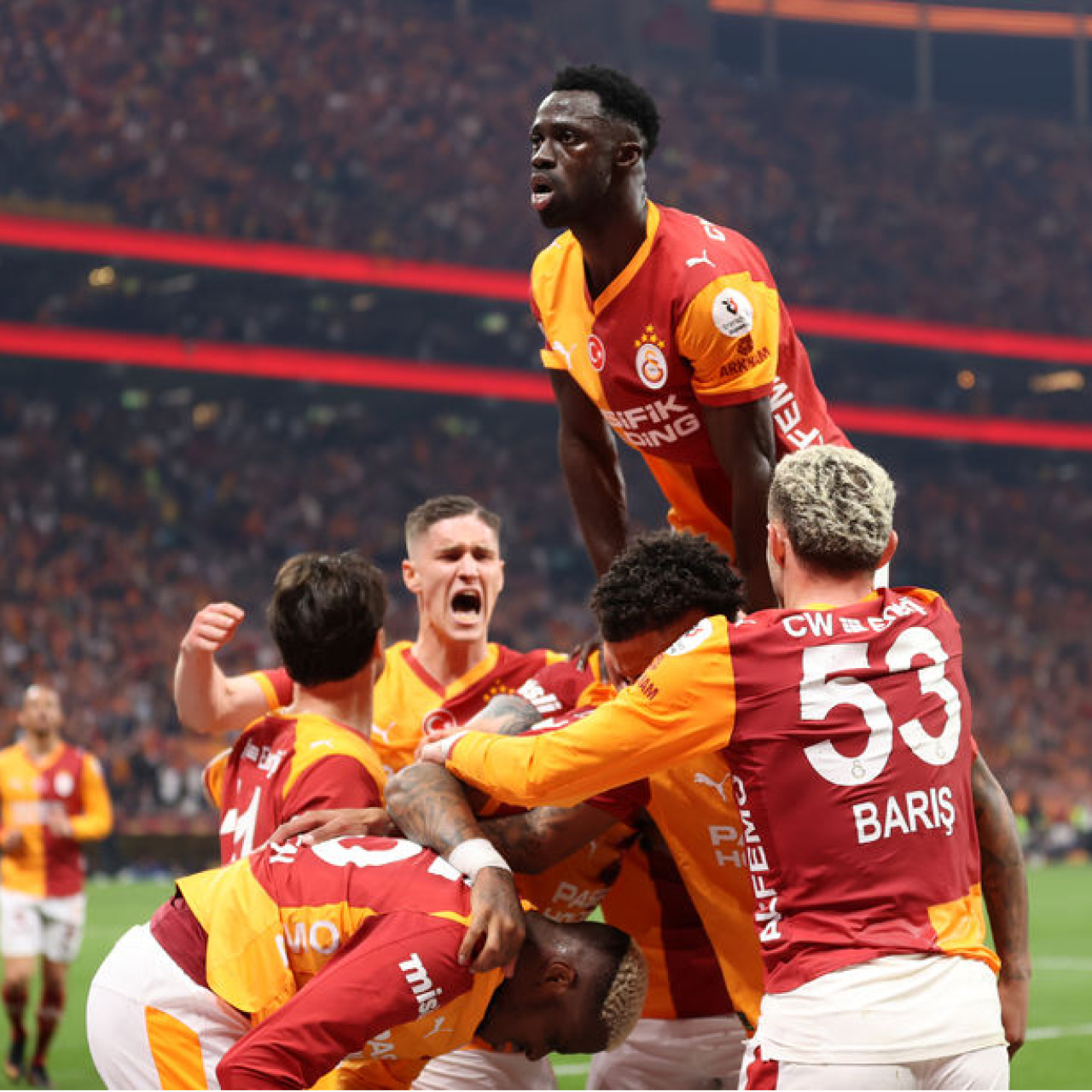 Galatasaray, 3 Puanlı Sistemle Süper Lig’de Şampiyonluk Rekoru Kırıyor