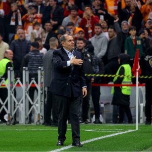 Galatasaray, Fenerbahçe zaferi sonrası futbolculara 10 milyon Euro prim dağıtacak