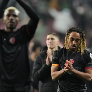 Galatasaray’ın Samsunspor karşısında aldığı ağır yenilgi spor yazarlarını şaşırttı