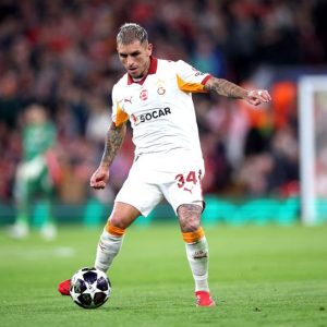 Galatasaraylı Lucas Torreira Beyoğlu’nda AVM’de Saldırıya Uğradı