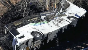 Gana’daki korkunç trafik kazasında otobüs ve kamyon çarpıştı, 12 can kaybı yaşandı