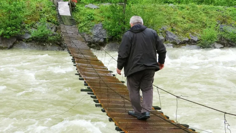 Giresun Bulancak’ta tehlike arz eden köprüler köy halkını tedirgin ediyor