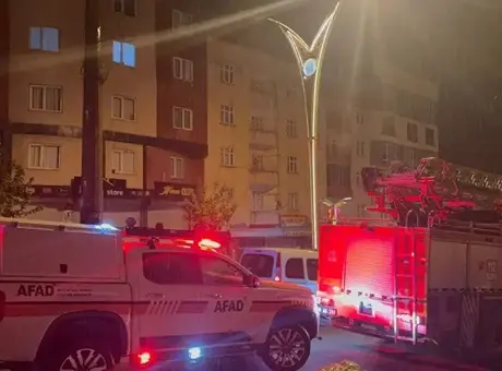 Hakkari’de inşaat alanında kayma tehlikesi yüzünden altı bina boşaltıldı