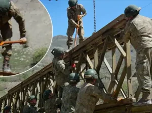 Hakkari’de Zap Suyu üzerine 3 günde inşa edilen Kaan Köprüsü trafiğe açılıyor