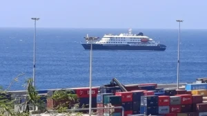 Hantavirüs vakaları tespit edilen MV Hondius, Kanarya Adaları’na doğru ilerliyor