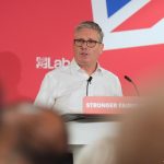 İngiltere Başbakanı Keir Starmer partisinden gelen istifa çağrılarına direniyor