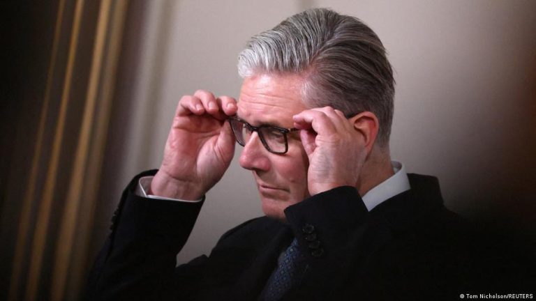 İngiltere’de yerel seçim sonuçları Başbakan Keir Starmer için tehlike çanlarını çalıyor