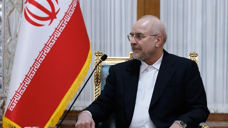 İran Meclis Başkanı Kalibaf, olası saldırılara karşı kararlılık mesajı verdi