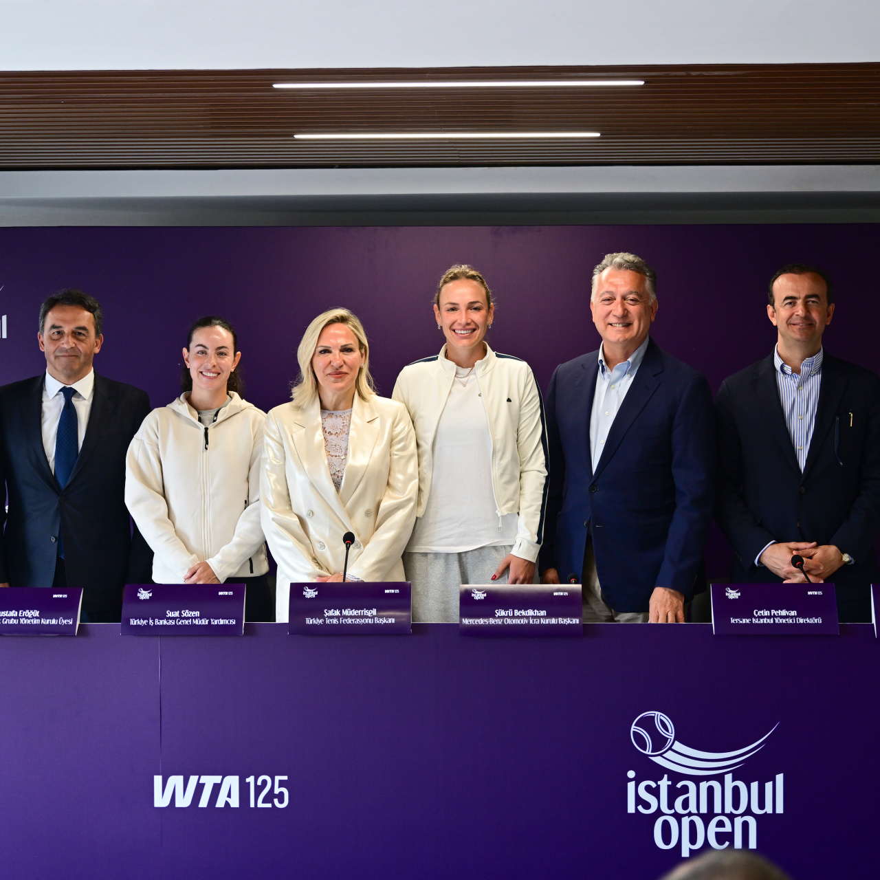 İstanbul Open 2026 tenis turnuvası basın toplantısıyla start aldı