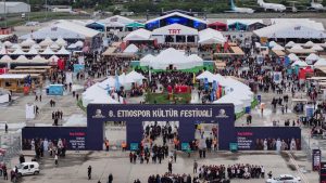 İstanbul’da 8. Etnospor Kültür Festivali renkli etkinliklerle kapılarını açtı