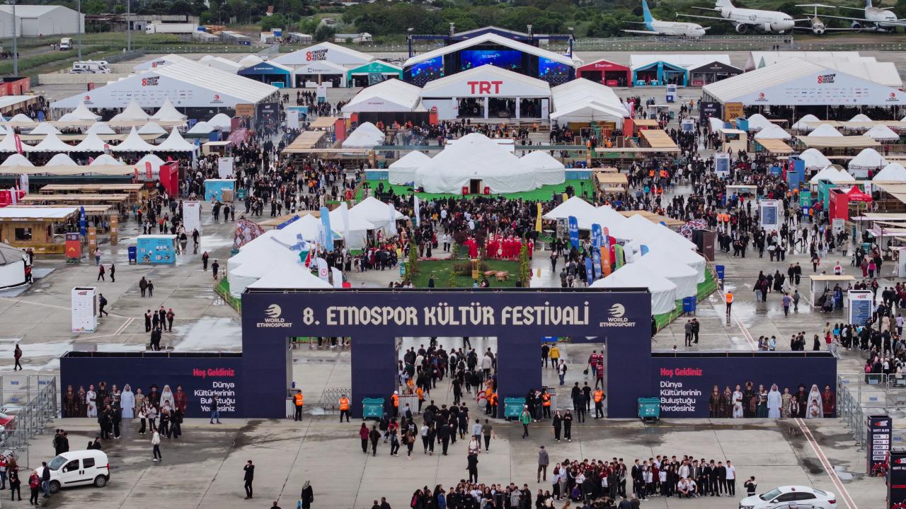 İstanbul’da 8. Etnospor Kültür Festivali renkli etkinliklerle kapılarını açtı