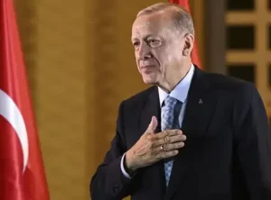 Kabine Üyeleri Erdoğan’ı Övgü Yağmuruna Tuttu, Liderliğin Gücüne Vurgu Yaptı