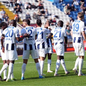 Kasımpaşa zorlu Süper Lig sezonunu 13. sırada tamamlayarak kümede kalmayı başardı