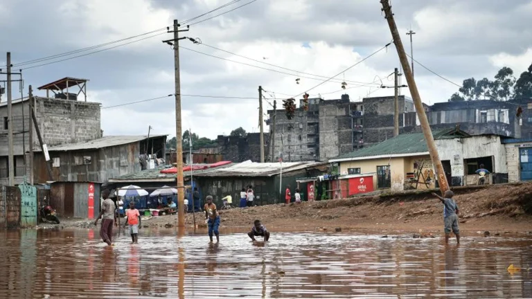 Kenya’da şiddetli yağışların yol açtığı seller can kaybına neden oldu