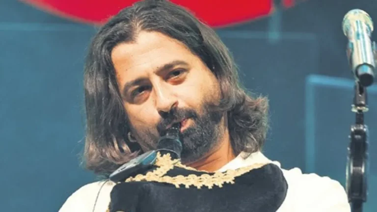 Koray Avcı Kıbrıs’ta Bayram Konserinde Duygusal Anlar Yaşattı