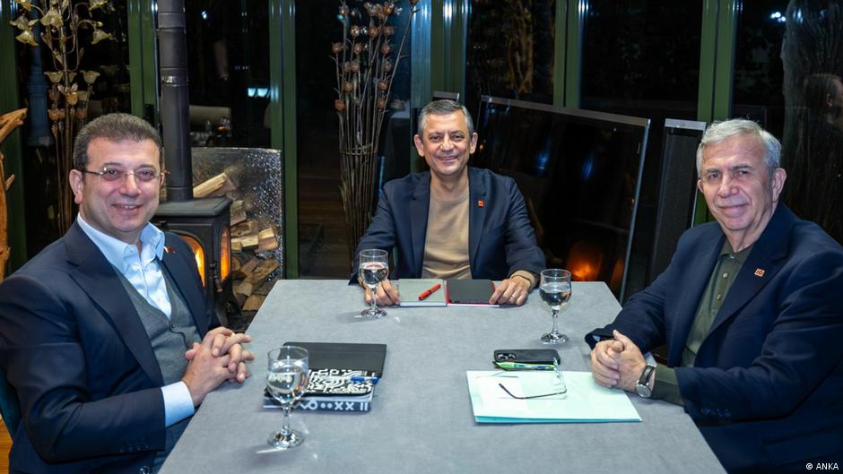 Mansur Yavaş ve Ekrem İmamoğlu’ndan kurultay sonrası birliğe çağrı