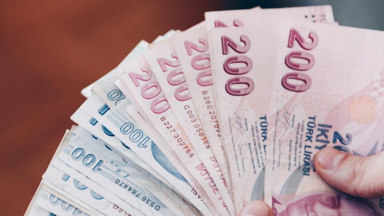 Mayıs ayında yaşlı ve engelli aylıkları için 8,4 milyar lira ödenecek