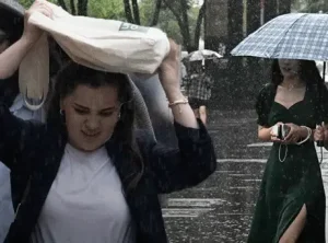 Meteoroloji 43 ili uyararak İstanbul’da fırtına ve kuvvetli yağış bekliyor